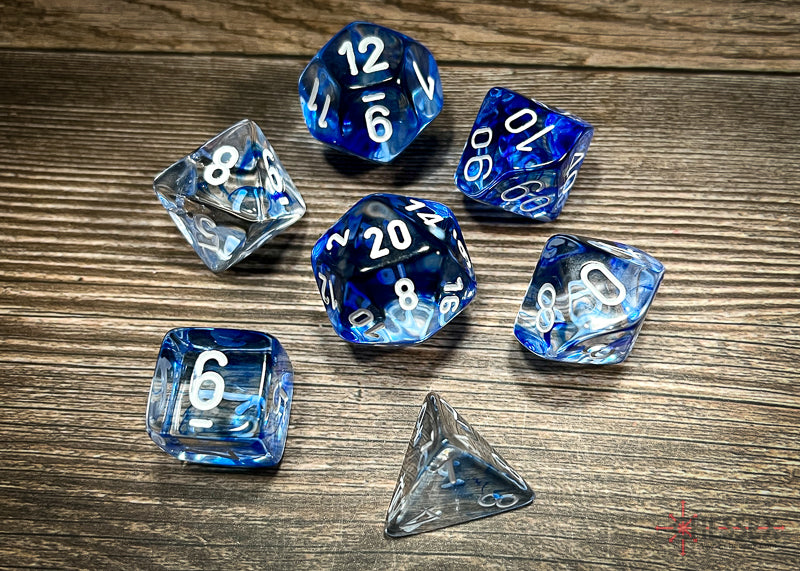 Chessex Polyhedral 7 Die Würfel-Set Translucent Smoke/Weiß