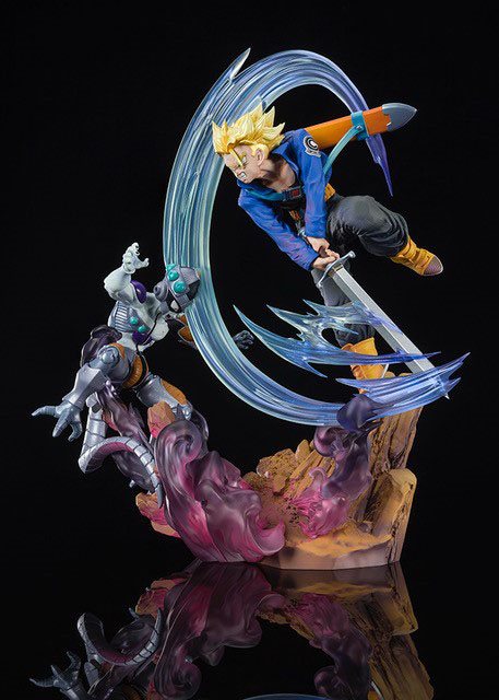 Dragon Ball Z PVC Statue Super Saiyan Future Trunks vs. Freezer 28 cm