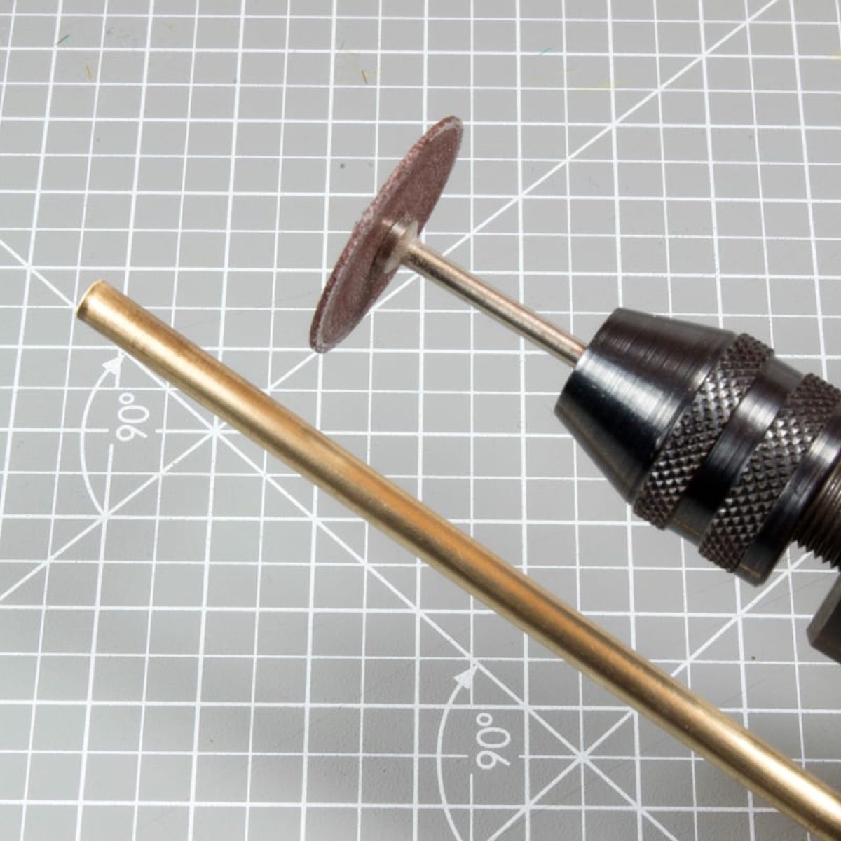 AK Interactive Dioramas BRASS PIPES 2,2mm, 2 units